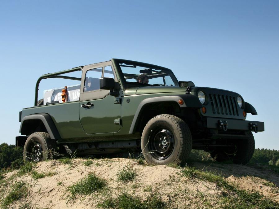 Jeep J8 3-Door 2008 года  (фото 1 из 9)